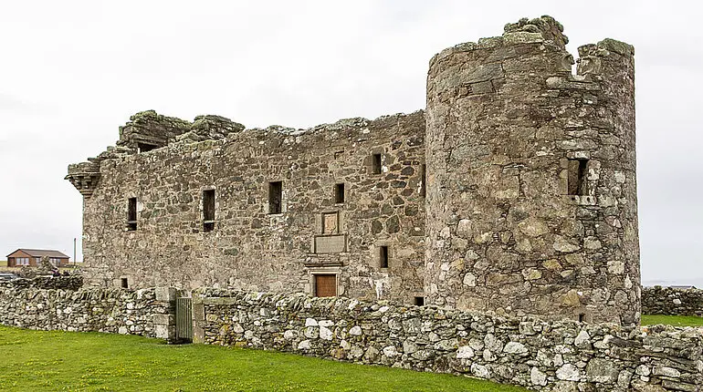 Muness Castle - die Festung des Laurence Bruce