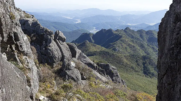 Blick über den Gebirgszug Sangwangbong
